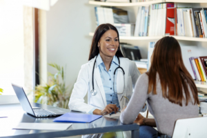 Mulheres e saúde: da prevenção ao acesso ao cuidado